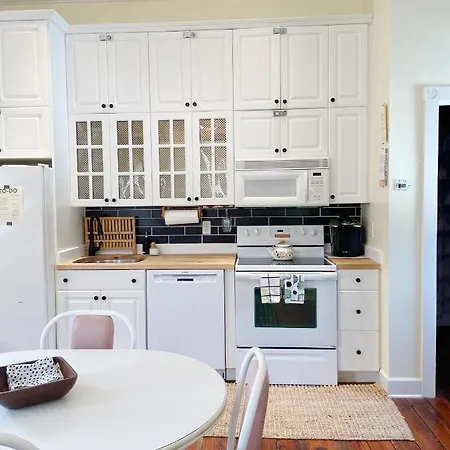 Charming 1885 Parlor Loft Downtown Savannah Stay Exterior photo